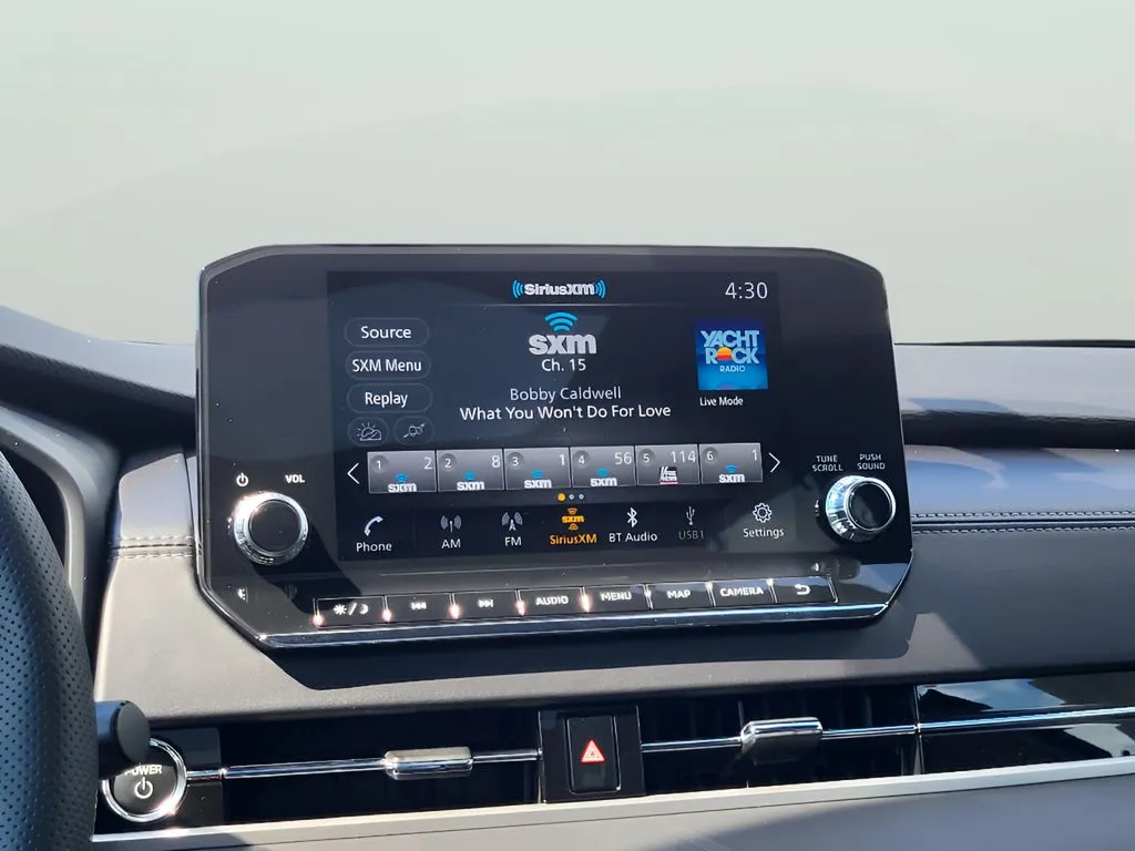 2026 Nissan Rogue Plug-In Hybrid Platinum - Photo 10