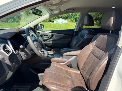 Photos of 2016 Nissan Murano Platinum for sale in Terre Haute, IN at Dorsett Nissan