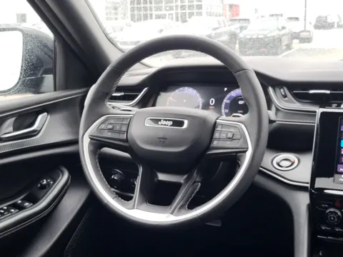 More photos of 2025 Jeep Grand Cherokee L Altitude X at Dorsett Nissan, IN