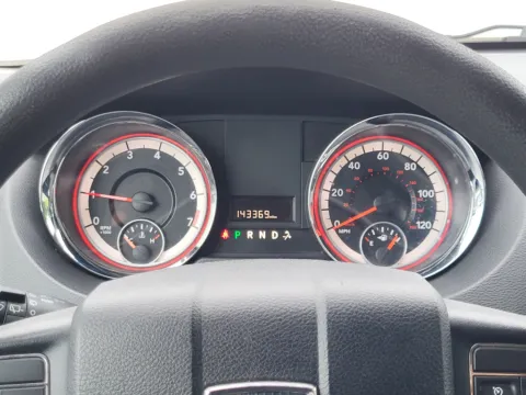 More photos of 2013 Dodge Grand Caravan SXT at Dorsett Nissan, IN