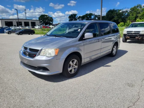 Silver 2013 Dodge Grand Caravan SXT for sale in Terre Haute, IN