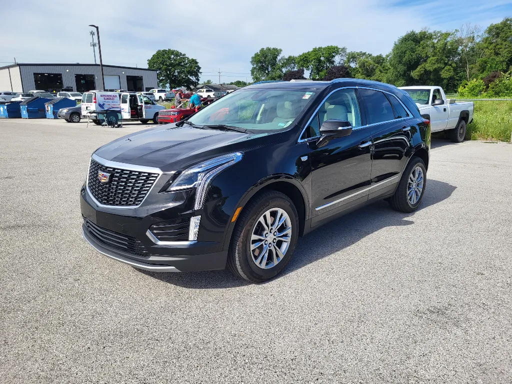 Black 2022 Cadillac XT5 AWD Premium Luxury for sale in Terre Haute, IN