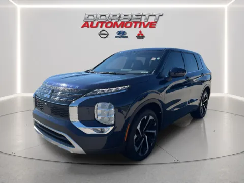 Blue 2024 Mitsubishi Outlander SE for sale in Terre Haute, IN
