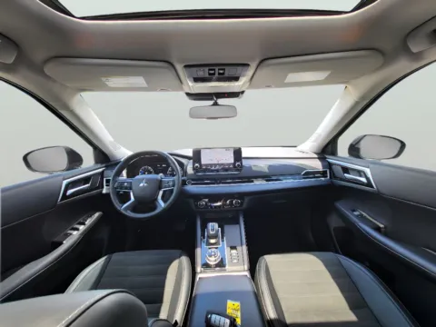 Photos of 2024 Mitsubishi Outlander SE for sale in Terre Haute, IN at Dorsett Nissan