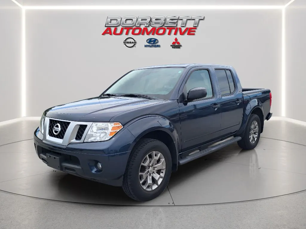 Blue 2020 Nissan Frontier SV for sale in Terre Haute, IN