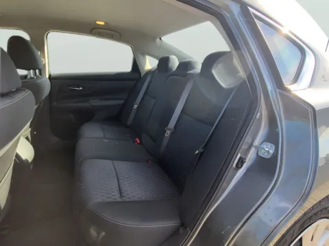 More photos of 2017 Nissan Altima 2.5 S at Dorsett Nissan, IN