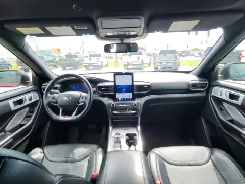Photos of 2020 Ford Explorer ST for sale in Terre Haute, IN at Dorsett Nissan