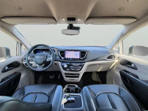 Photos of 2023 Chrysler Pacifica Touring L for sale in Terre Haute, IN at Dorsett Nissan