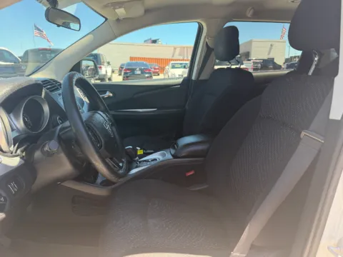More photos of 2016 Dodge Journey SXT at Dorsett Nissan, IN