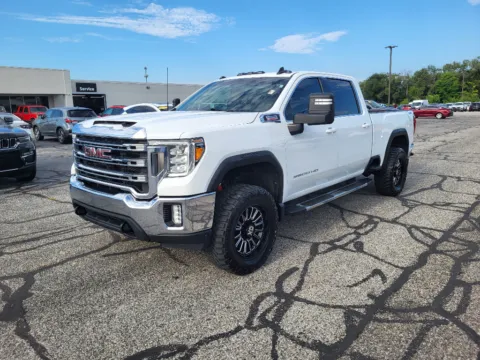 White 2021 GMC Sierra 2500 SLE for sale in Terre Haute, IN