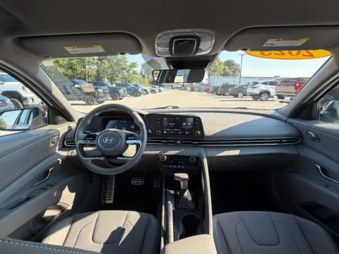 Photos of 2025 Hyundai Elantra SEL Sport for sale in Terre Haute, IN at Dorsett Nissan