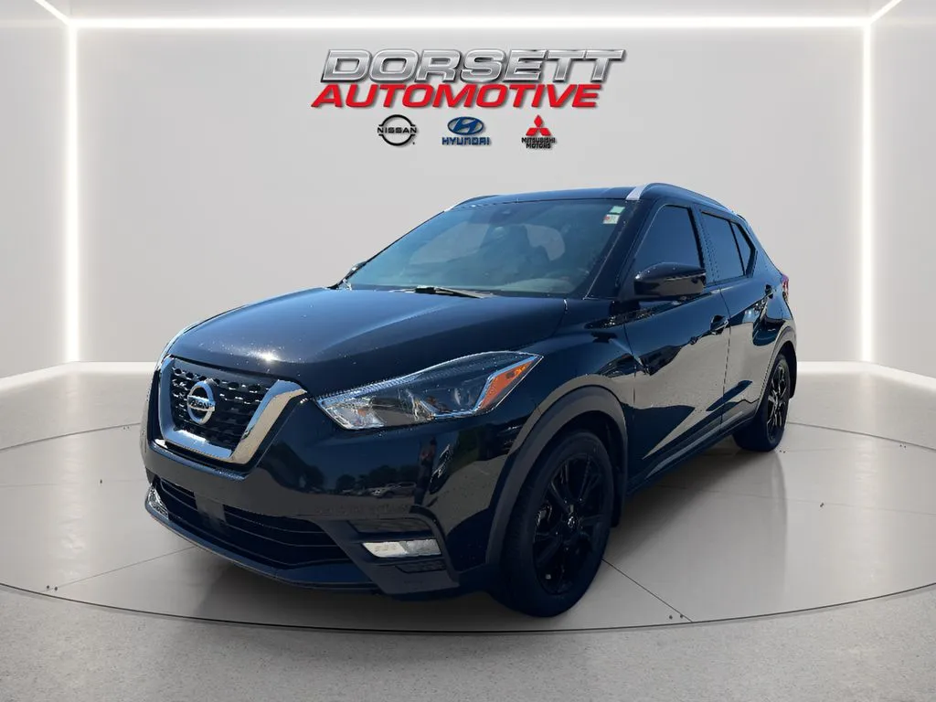 2020 Nissan Kicks SR