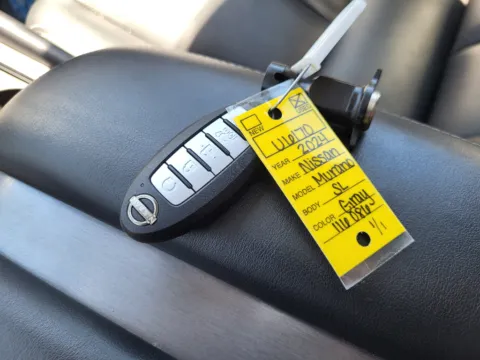 More photos of 2024 Nissan Murano SL at Dorsett Nissan, IN