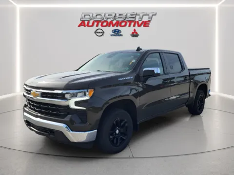 Green 2023 Chevrolet Silverado 1500 LT for sale in Terre Haute, IN