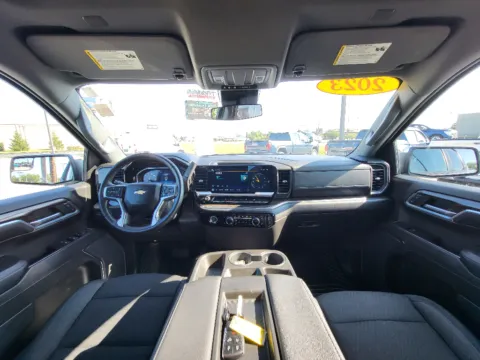 More photos of 2023 Chevrolet Silverado 1500 LT at Dorsett Nissan, IN