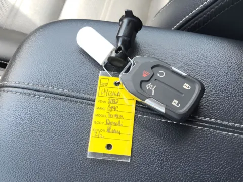 More photos of 2022 GMC Terrain Denali at Dorsett Nissan, IN