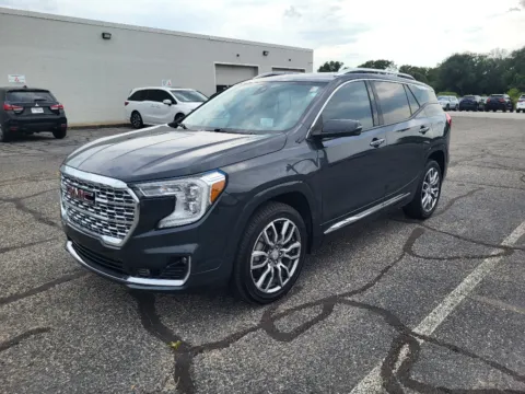 Green 2022 GMC Terrain Denali for sale in Terre Haute, IN