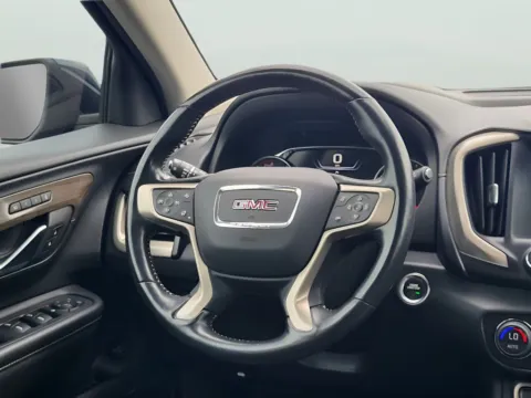 More photos of 2022 GMC Terrain Denali at Dorsett Nissan, IN