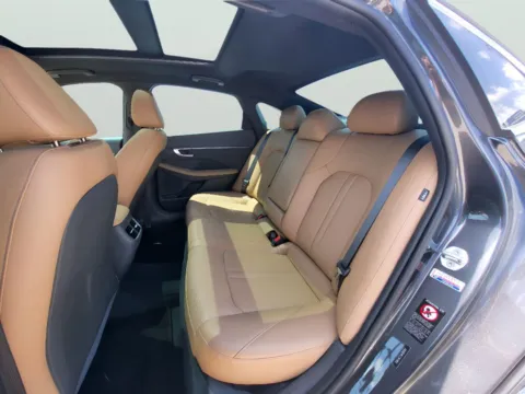 More photos of 2021 Hyundai Sonata Limited at Dorsett Nissan, IN