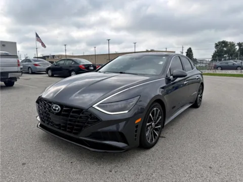 Gray 2021 Hyundai Sonata Limited for sale in Terre Haute, IN