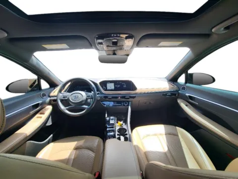 Photos of 2021 Hyundai Sonata Limited for sale in Terre Haute, IN at Dorsett Nissan