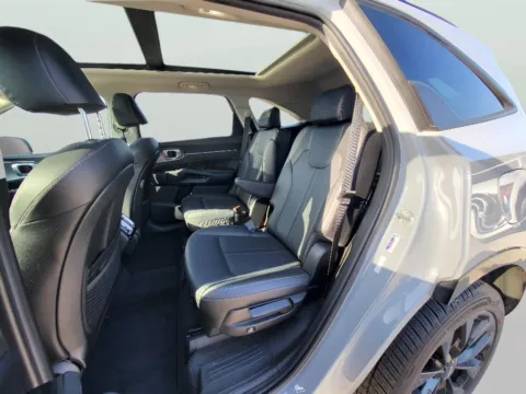 More photos of 2023 Kia Sorento SX at Dorsett Nissan, IN