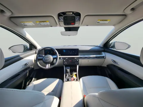 Photos of 2025 Hyundai Tucson SEL for sale in Terre Haute, IN at Dorsett Nissan