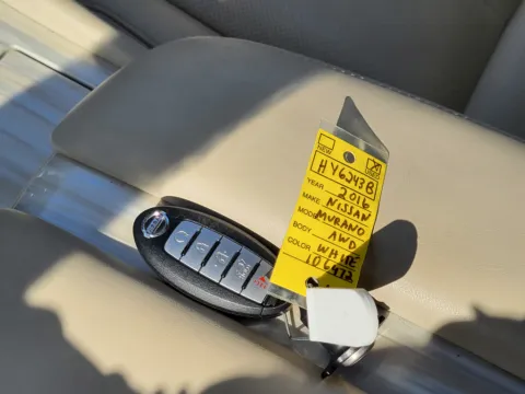 More photos of 2016 Nissan Murano Platinum at Dorsett Nissan, IN