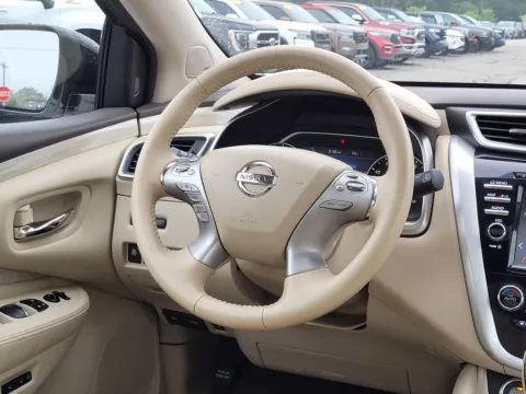 Another view of 2016 Nissan Murano Platinum for sale in Terre Haute, IN at Dorsett Nissan