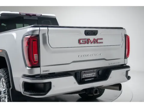 More photos of 2022 GMC Sierra 2500 Denali at Dorsett Nissan, IN