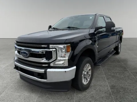 Black 2021 Ford F-250 Super Duty XLT for sale in Terre Haute, IN