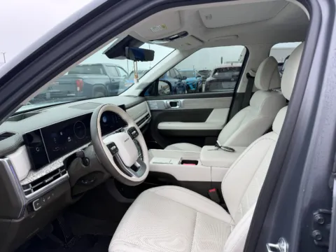 More photos of 2025 Hyundai Santa Fe Calligraphy at Dorsett Nissan, IN