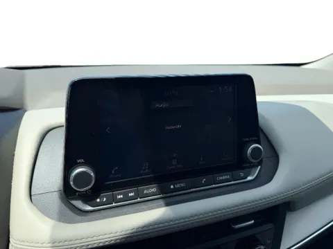 More photos of 2023 Nissan Rogue SV at Dorsett Nissan, IN
