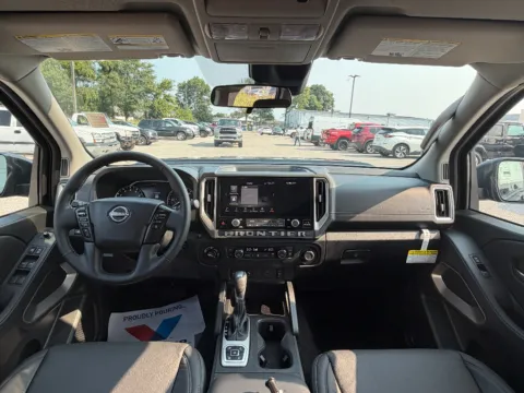 Photos of 2026 Nissan Frontier SV for sale in Terre Haute, IN at Dorsett Nissan