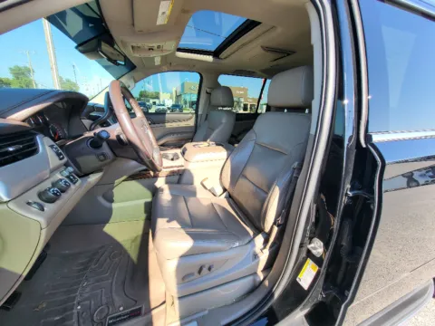 Another view of 2016 GMC Yukon XL 1500 SLT for sale in Terre Haute, IN at Dorsett Nissan