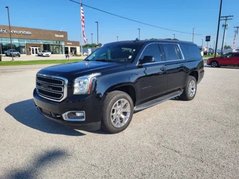 Black 2016 GMC Yukon XL 1500 SLT for sale in Terre Haute, IN