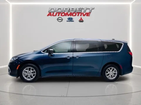 Photos of 2025 Chrysler Pacifica Select for sale in Terre Haute, IN at Dorsett Nissan