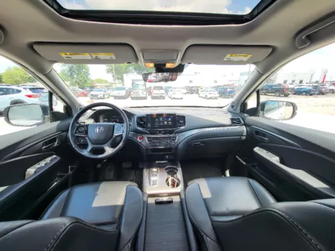 Photos of 2022 Honda Pilot Special Edition for sale in Terre Haute, IN at Dorsett Nissan