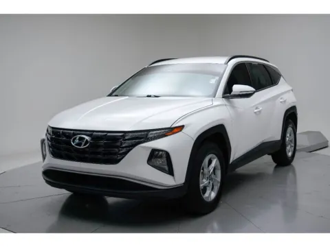 White 2023 Hyundai Tucson SEL for sale in Terre Haute, IN