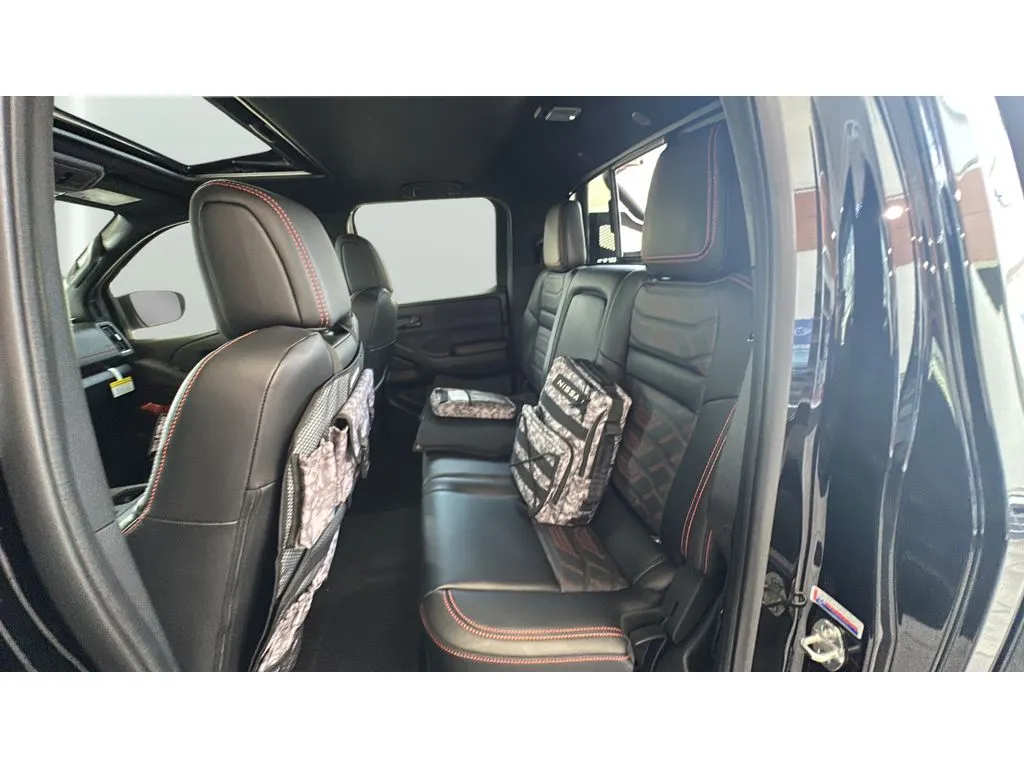 2026 Nissan Frontier PRO-4X - Photo 17