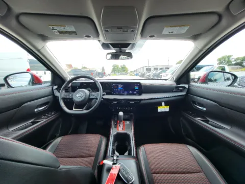 Photos of 2026 Nissan Kicks SR for sale in Terre Haute, IN at Dorsett Nissan