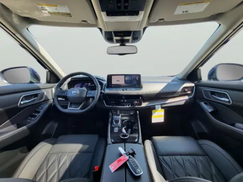 Photos of 2026 Nissan Rogue Platinum for sale in Terre Haute, IN at Dorsett Nissan