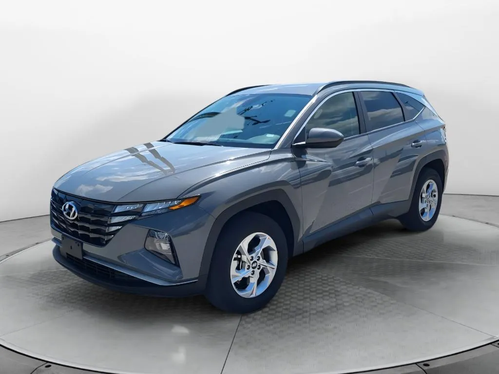 Gray 2024 Hyundai Tucson SEL for sale in Terre Haute, IN