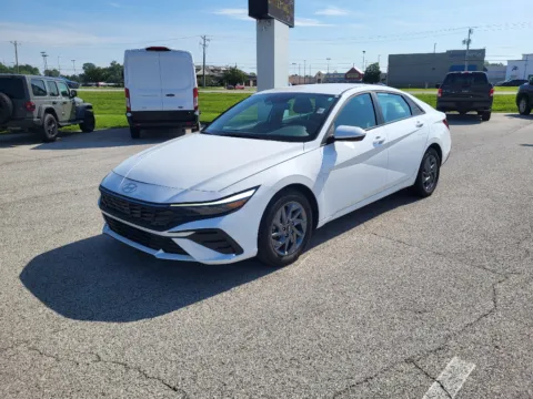 White 2025 Hyundai Elantra Hybrid Blue for sale in Terre Haute, IN