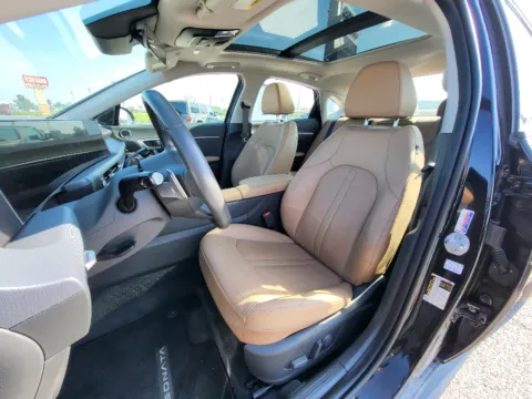 Another view of 2025 Hyundai Sonata Hybrid Limited for sale in Terre Haute, IN at Dorsett Nissan