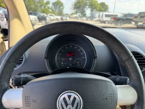 Unknown 2006 Volkswagen New Beetle 2.5 (A6) for sale in Terre Haute, IN