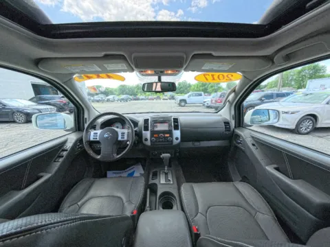 Photos of 2017 Nissan Frontier PRO-4X for sale in Terre Haute, IN at Dorsett Nissan