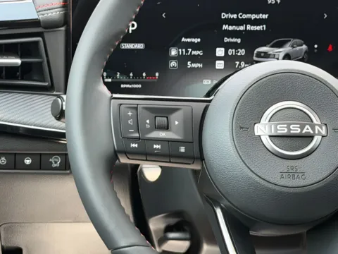 More photos of 2026 Nissan Kicks SR at Dorsett Nissan, IN