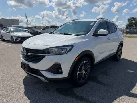 White 2023 Buick Encore GX Select for sale in Terre Haute, IN