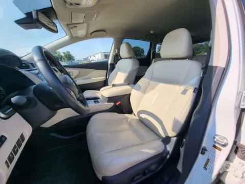 Another view of 2022 Nissan Murano SL for sale in Terre Haute, IN at Dorsett Nissan